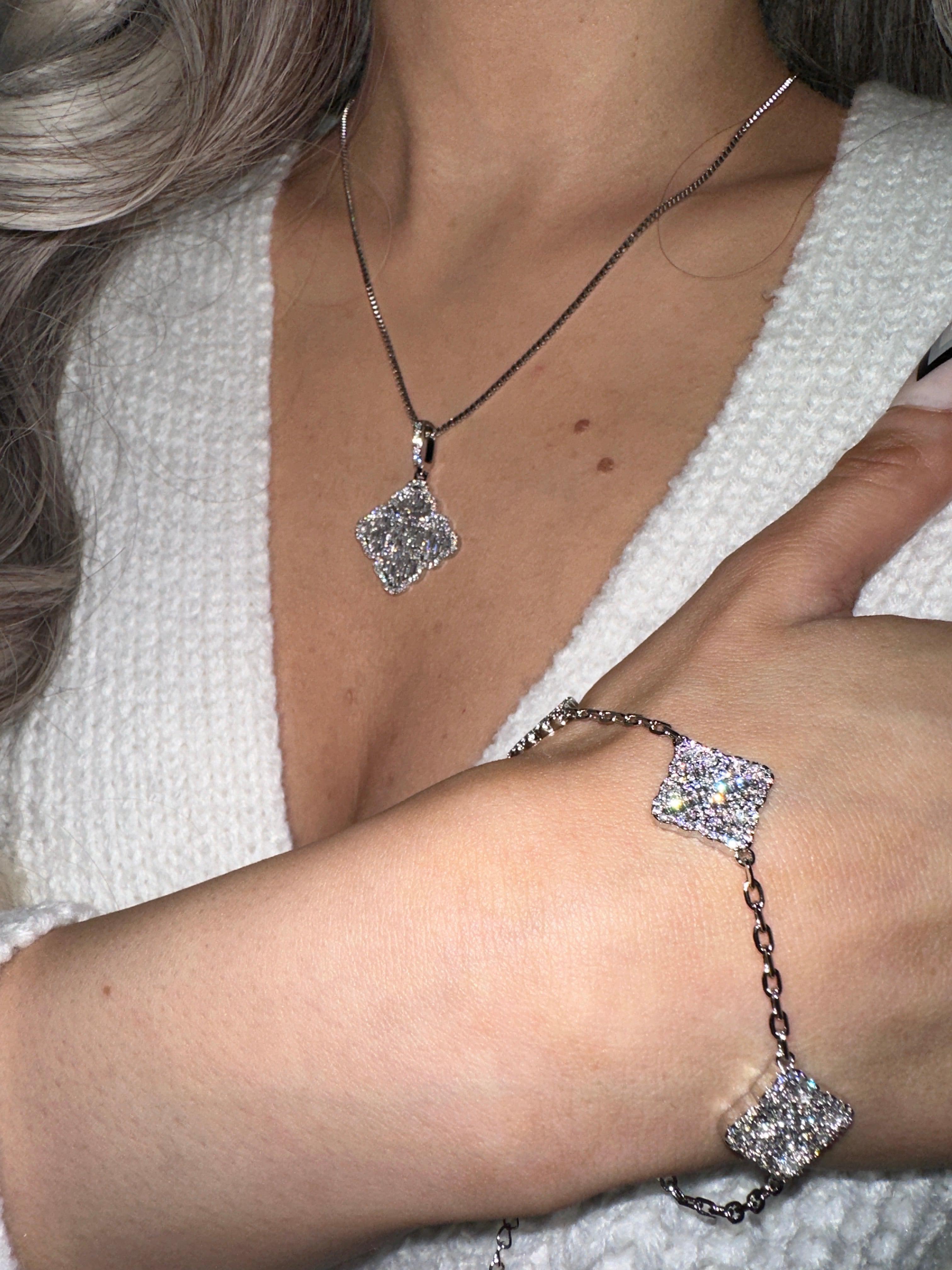 Icy Four-leaf Clover Bracelet