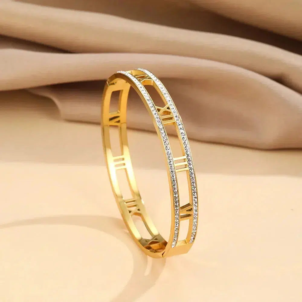 Luxe Hollow Roman Bangle