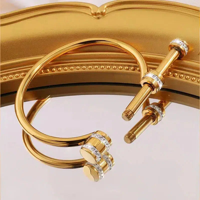 Pristine Perfection Bangle (Gold)
